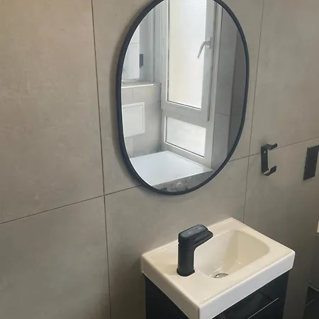 Chic Montparnasse * باريس
